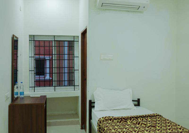 Hotel Aalayam Tiruvannámalaj Kültér fotó