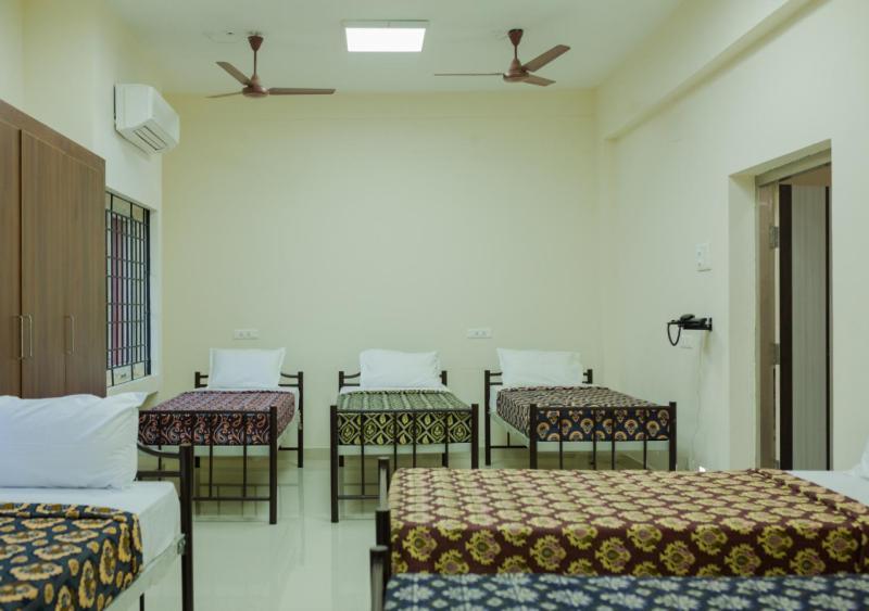 Hotel Aalayam Tiruvannámalaj Kültér fotó