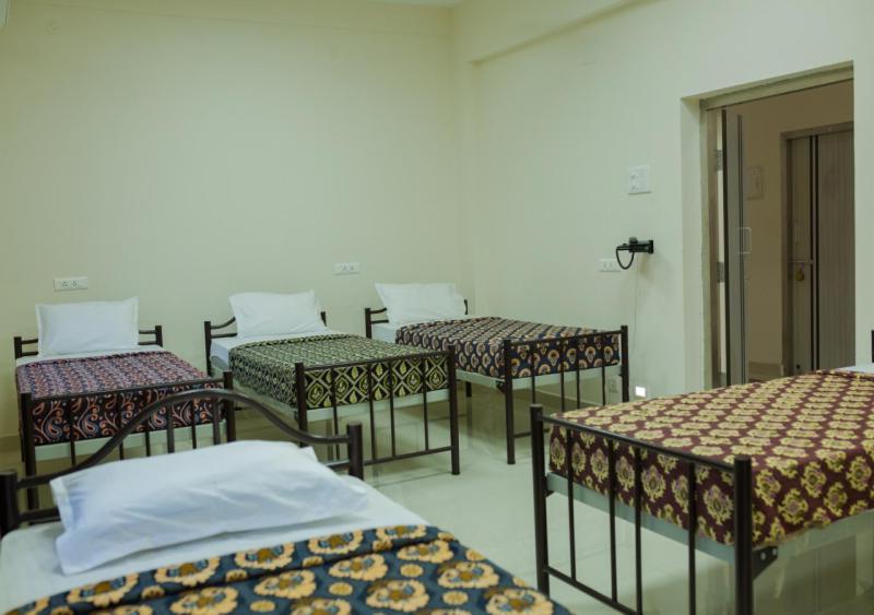 Hotel Aalayam Tiruvannámalaj Kültér fotó